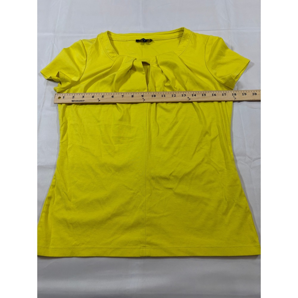 Lafayette 148 New York Womens Chartreuse Yellow Pleated Keyhole Top Size Medium - Picture 6 of 9